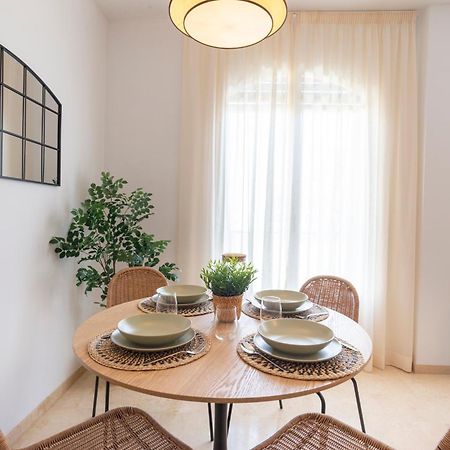 Apartment & Pool In Malaga City Center المظهر الخارجي الصورة
